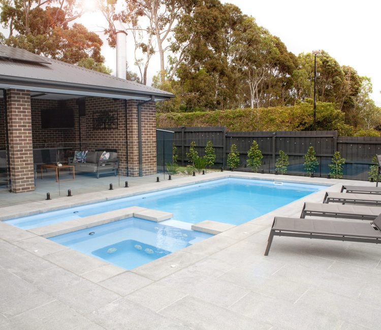 Master-Pools-Lysterfield-02